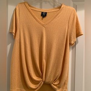 BOBEAU Women’s Top, Size Medium, “NEW” Short Sleeves